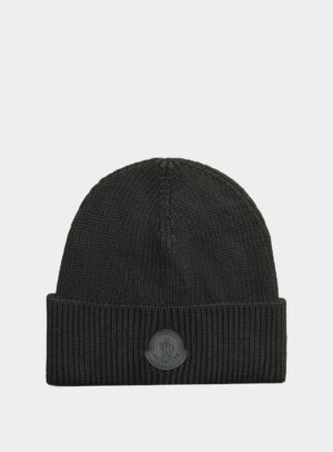 Beanie Tonal Rubber Logo Black
