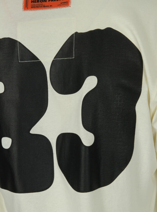 T-shirt Slogan Print