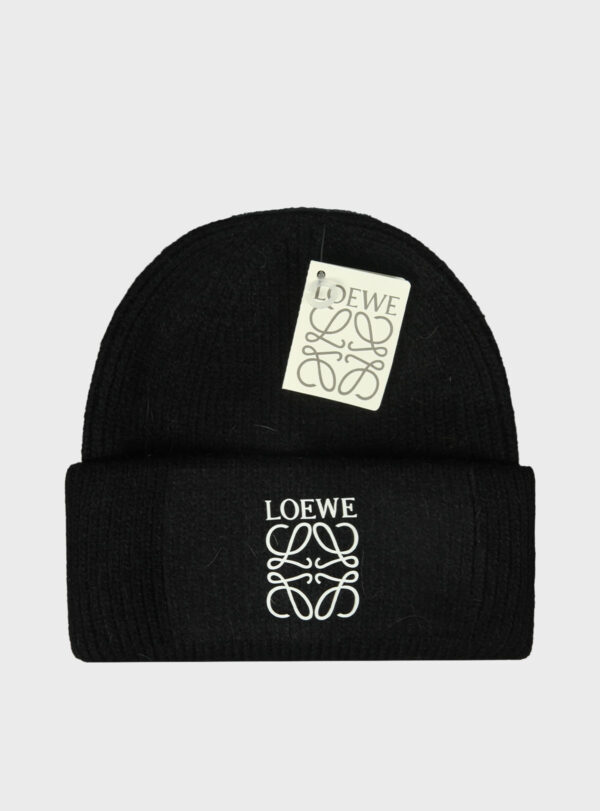 Beanie Anagram Logo