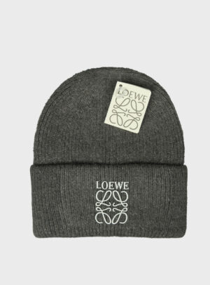 Beanie Anagram Logo