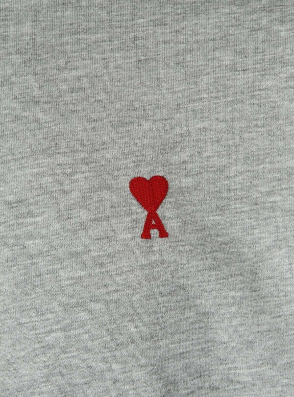T-Shirt Heart Chest Logo