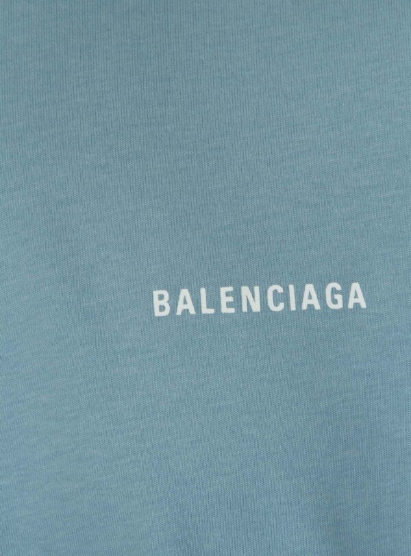 T-shirt Logo On Chest Print