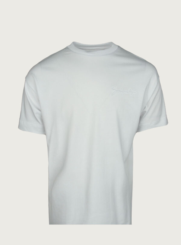 T-shirt Embossed Logo