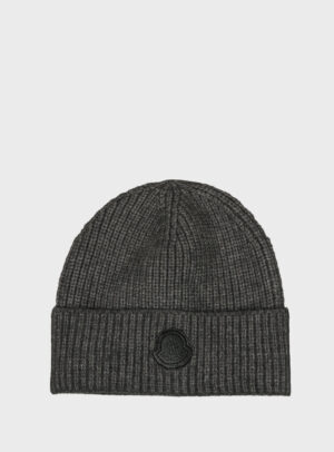 Beanie Tonal Black Logo