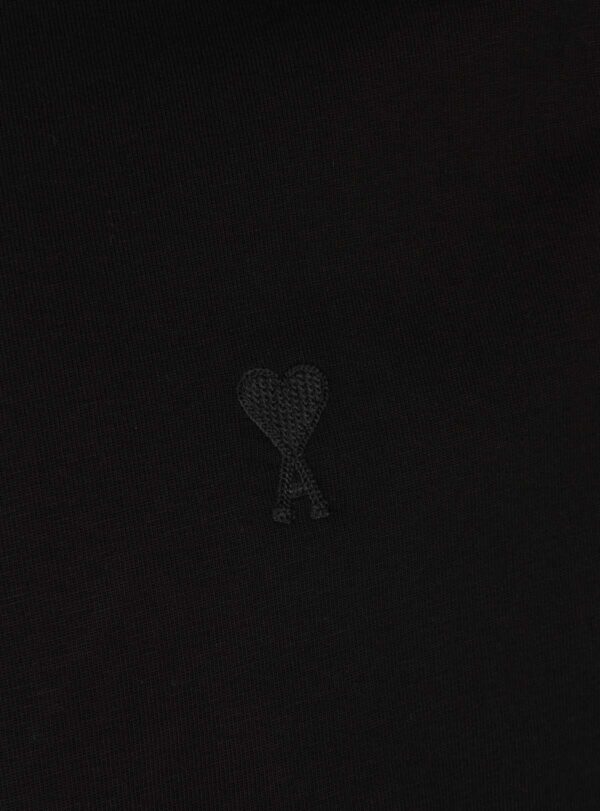 T-Shirt Heart Chest Black Logo