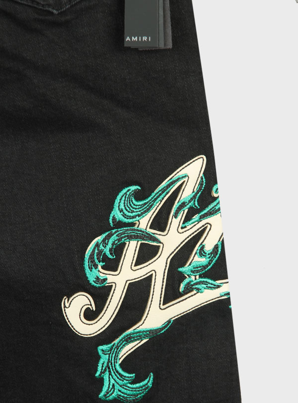 Jeans Baroque Varsity Logo