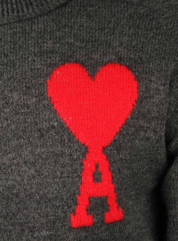 Sweater Big Heart