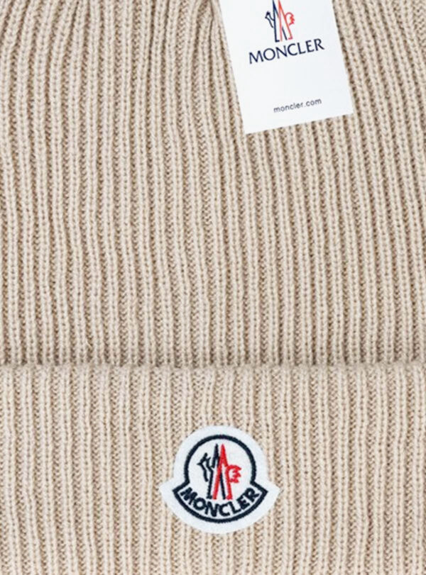 Beanie Logo Applique