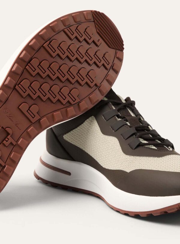 Sneaker Week End Walk