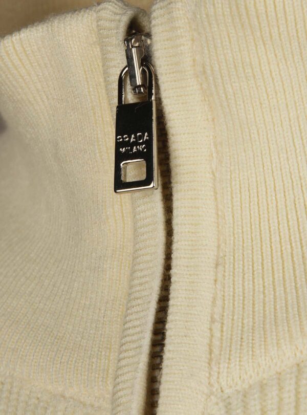 Sweater Zipper Knit Triangle Patch