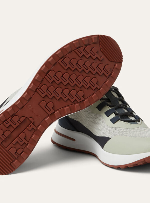 Sneaker Week End Walk